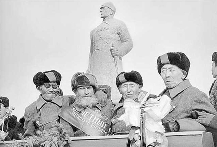 участники обороны сасыл-сысы участники обороны сасыл-сысы