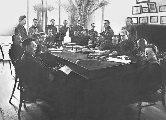 Заседание СНК ЯАССР 1925 Заседание СНК ЯАССР 1925