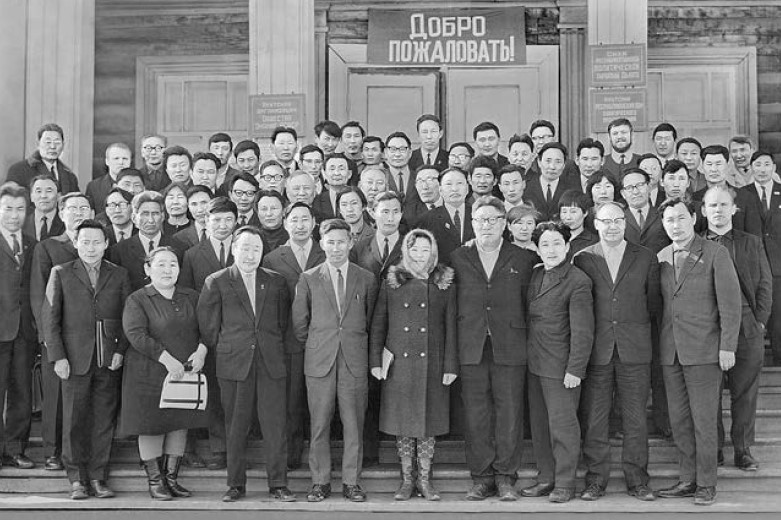 Молодые писатели Якутии С. 453 Молодые писатели Якутии С. 453